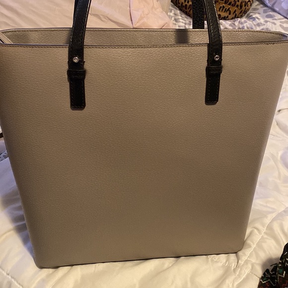 Kate spade tote - Picture 3 of 4